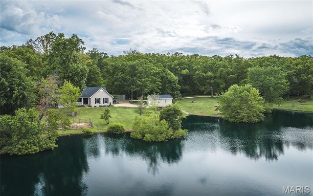 21212 Oak Trail, Warrenton, MO 63383