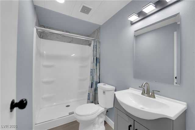 5411 Ario Road, Las Vegas, NV 89122