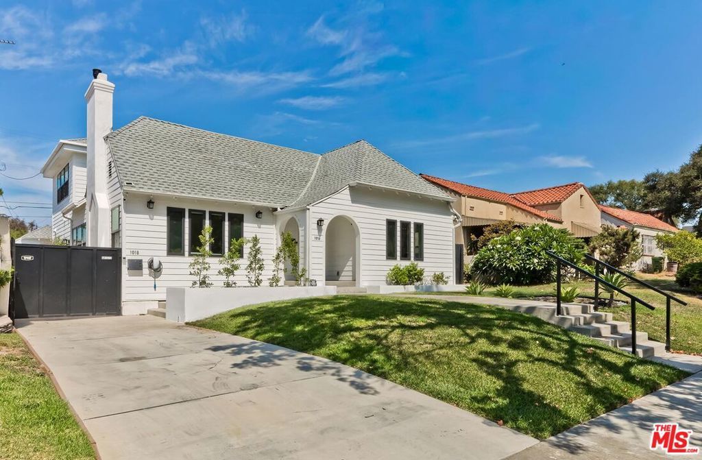 1015 S Tremaine Avenue, Los Angeles, CA 90019 — exterior