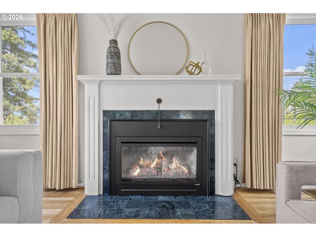 4805 Se 41ST Ave, Portland, OR 97202