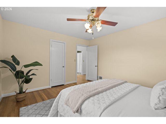 4805 Se 41ST Ave, Portland, OR 97202