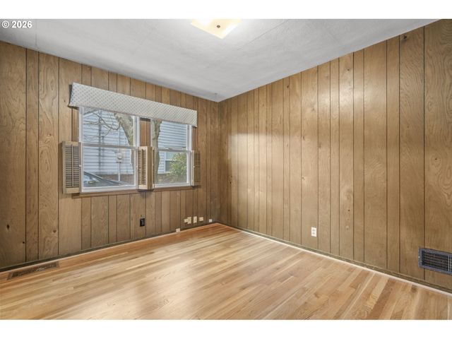 4805 Se 41ST Ave, Portland, OR 97202