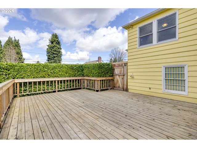 4805 Se 41ST Ave, Portland, OR 97202