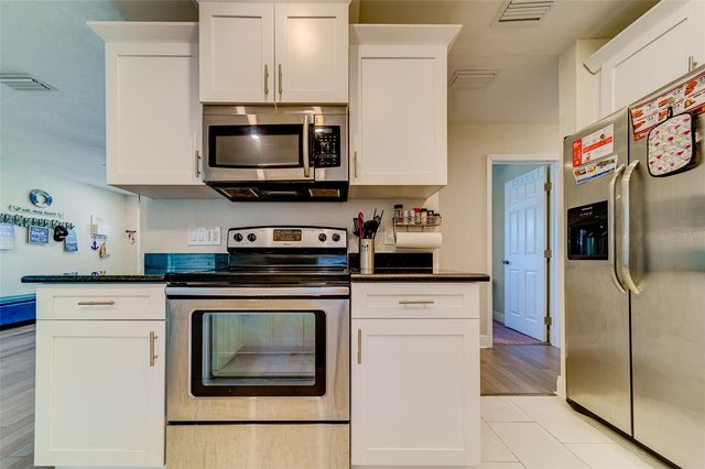 11472 PARK BOULEVARD, Seminole, FL 33772