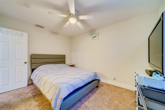 11472 PARK BOULEVARD, Seminole, FL 33772