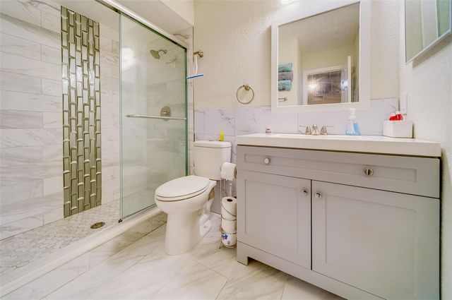 11472 PARK BOULEVARD, Seminole, FL 33772