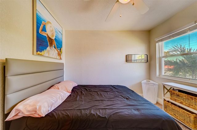 11472 PARK BOULEVARD, Seminole, FL 33772