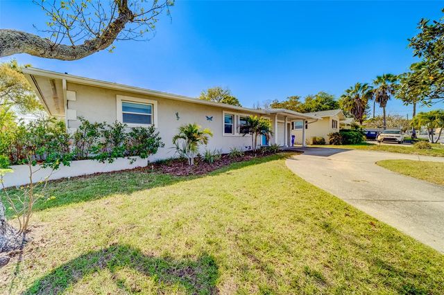 11472 PARK BOULEVARD, Seminole, FL 33772