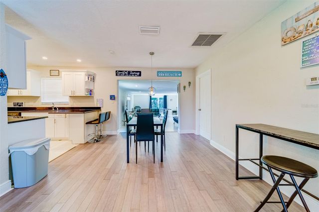 11472 PARK BOULEVARD, Seminole, FL 33772