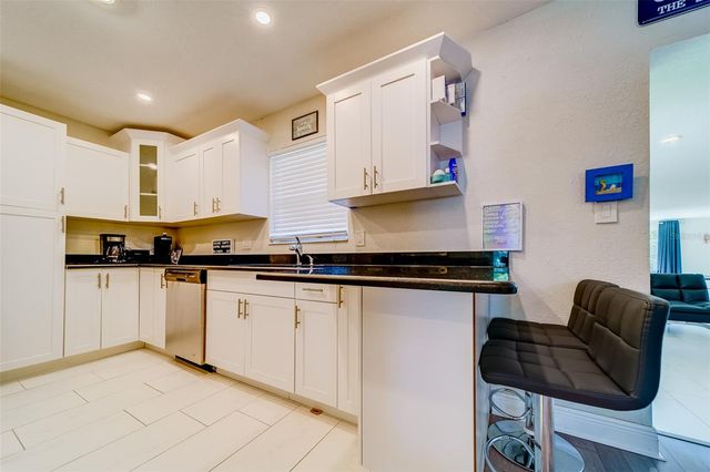 11472 PARK BOULEVARD, Seminole, FL 33772