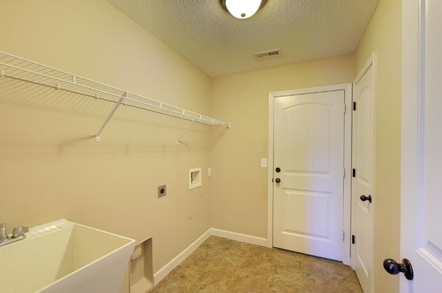 411 Shoreline Boulevard, Boiling Springs, SC 29316