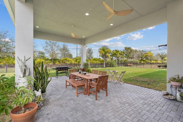 4776 Estates Circle, Westlake, FL 33470