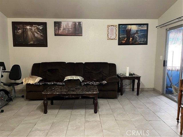 740 Hazelhurst Way, Coalinga, CA 93210