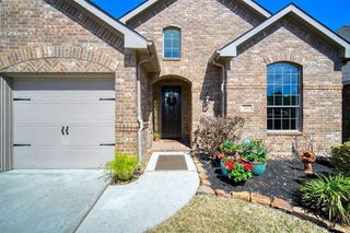 203 N Vershire Circle, Magnolia, TX 77354