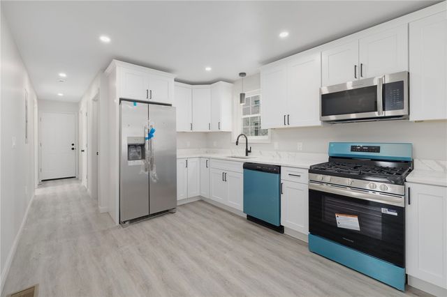 88 Julian Street, Providence, RI 02909