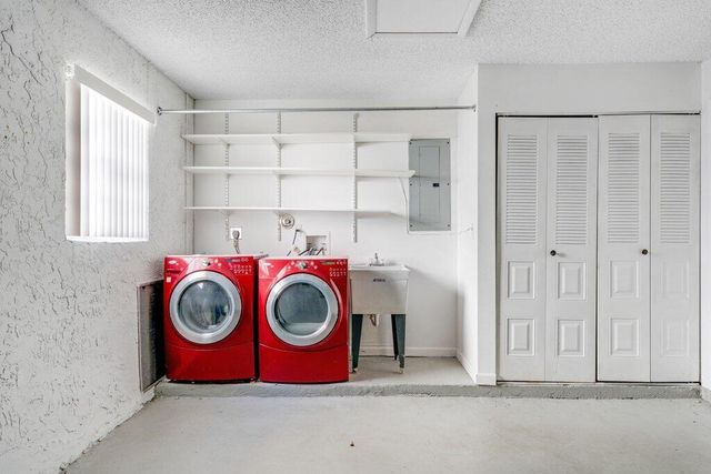 3962 Dafilee Circle, West Palm Beach, FL 33417