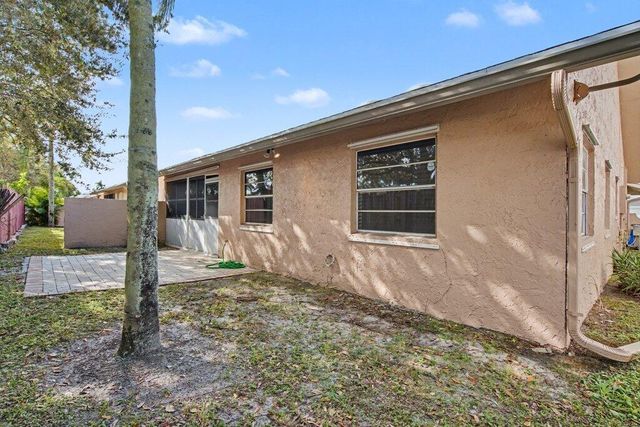 3962 Dafilee Circle, West Palm Beach, FL 33417