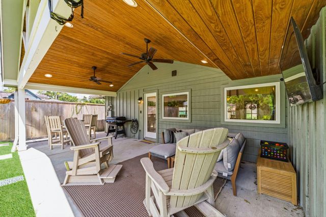 2115 Althea Drive, Houston, TX 77018