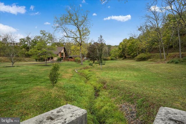 509 E SECOND MOUNTAIN RD, Orwigsburg, PA 17961