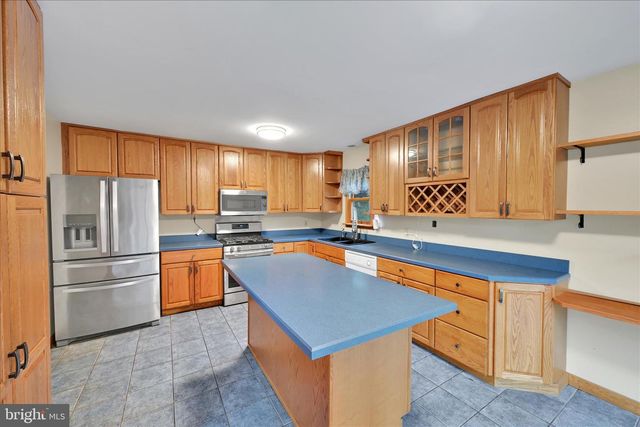 509 E SECOND MOUNTAIN RD, Orwigsburg, PA 17961