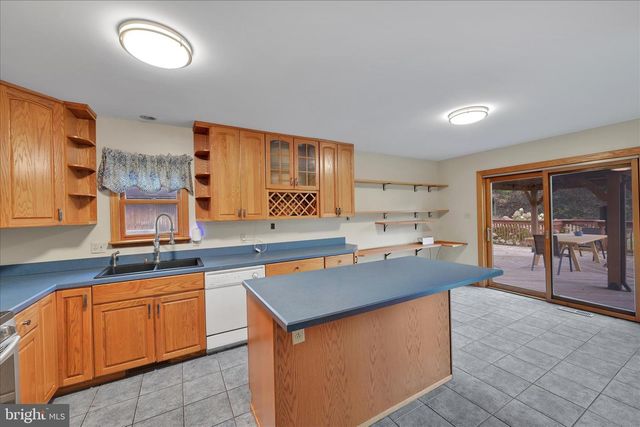 509 E SECOND MOUNTAIN RD, Orwigsburg, PA 17961