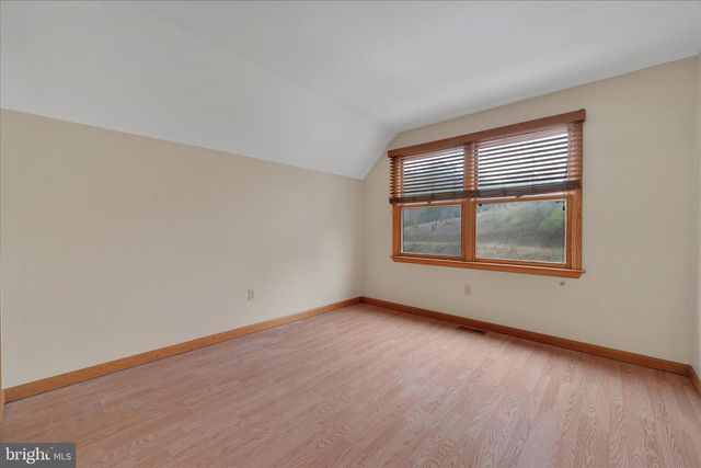 509 E SECOND MOUNTAIN RD, Orwigsburg, PA 17961