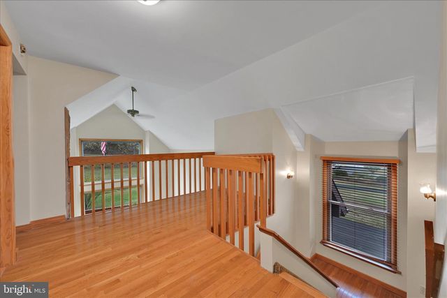 509 E SECOND MOUNTAIN RD, Orwigsburg, PA 17961