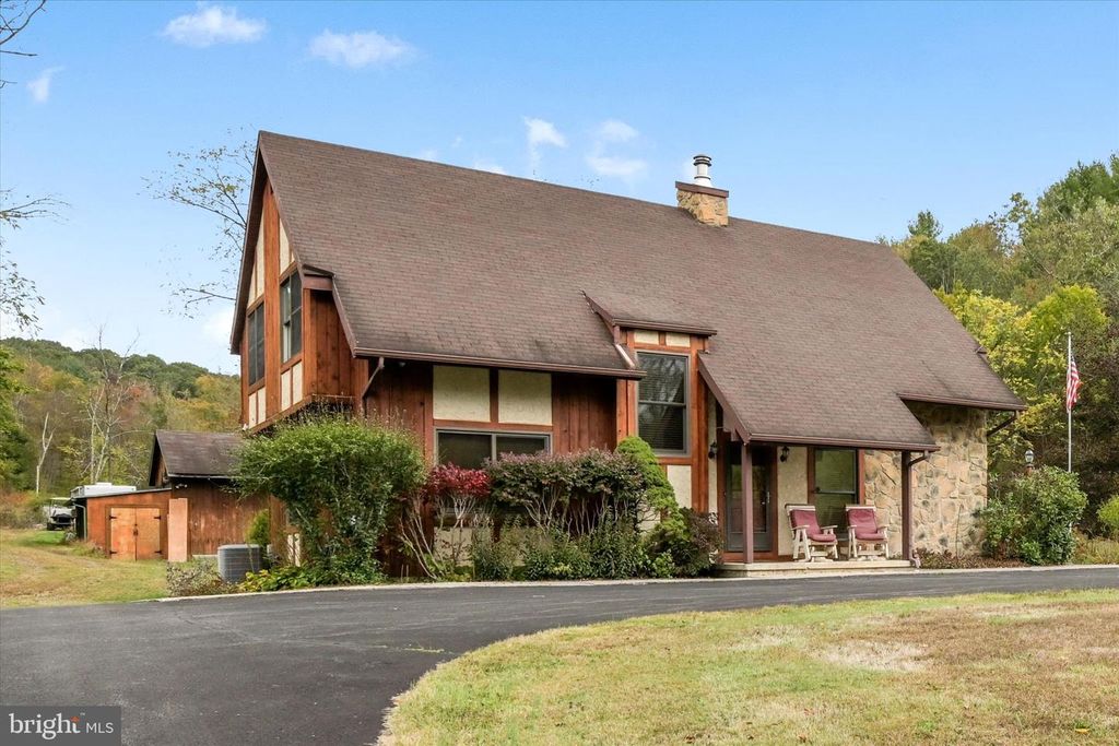 509 E SECOND MOUNTAIN RD, Orwigsburg, PA 17961