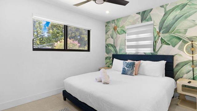 112 SE 14th Street, Deerfield Beach, FL 33441