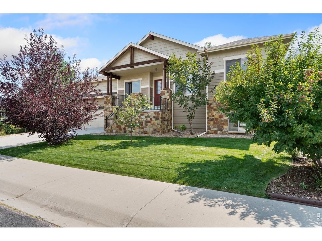 629 Deer Meadow Dr, Loveland, CO 80537