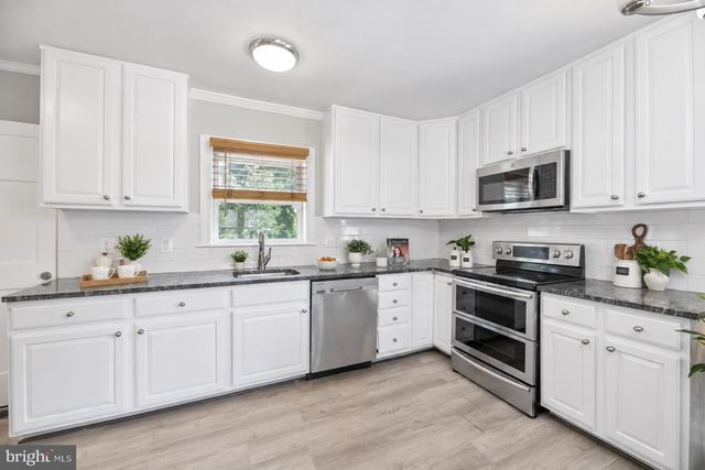 11041 MONTGOMERY RD, Beltsville, MD 20705