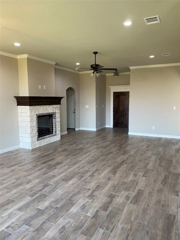 3005 Promenade Drive, Granbury, TX 76049