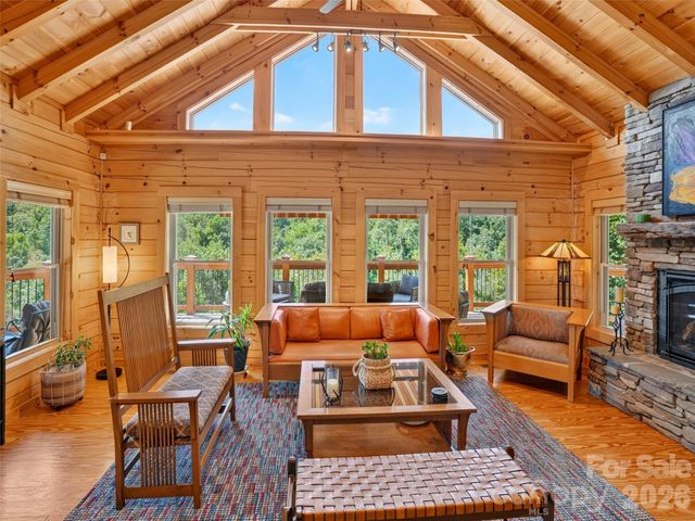 364 Rock Creek Road, Zirconia, NC 28790