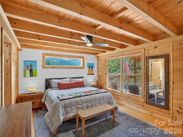 364 Rock Creek Road, Zirconia, NC 28790