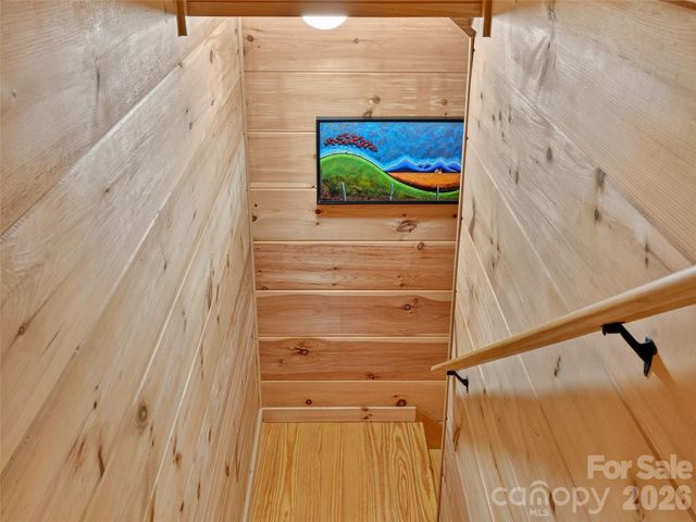 364 Rock Creek Road, Zirconia, NC 28790