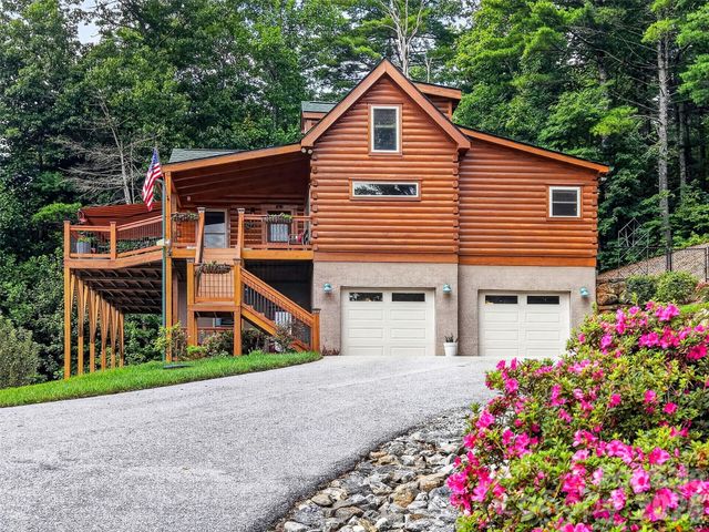 364 Rock Creek Road, Zirconia, NC 28790