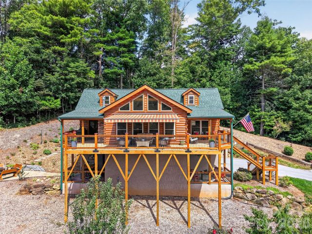 364 Rock Creek Road, Zirconia, NC 28790