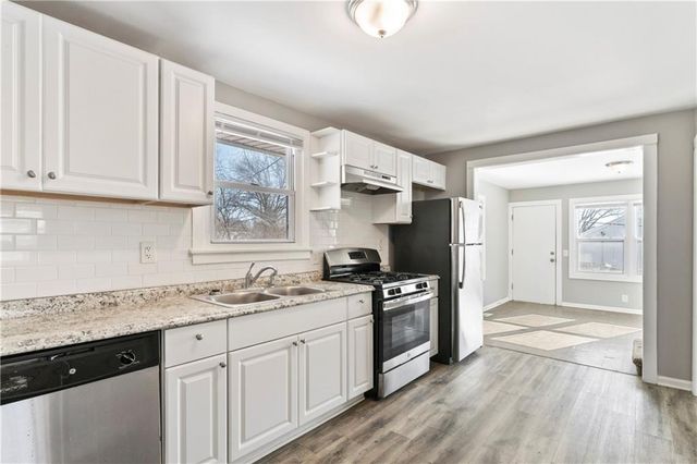 1119 E 84th Street, Kansas City, MO 64131