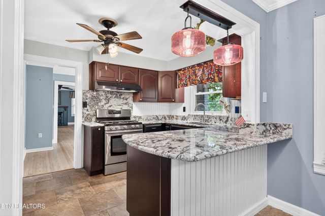 1049 Mitchell Ave, Cookeville, TN 38501