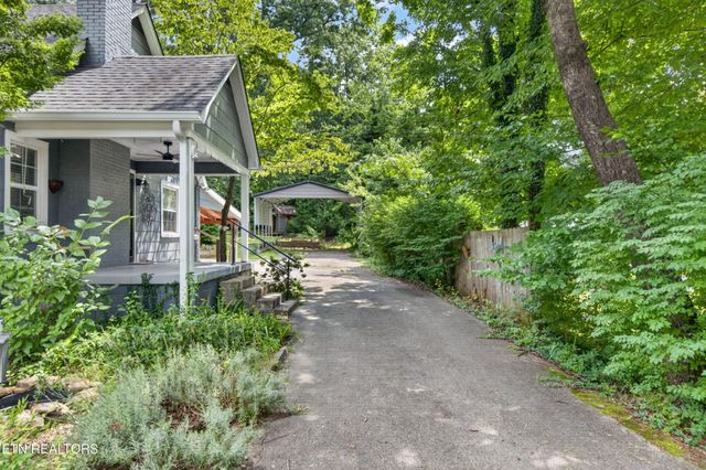 1049 Mitchell Ave, Cookeville, TN 38501