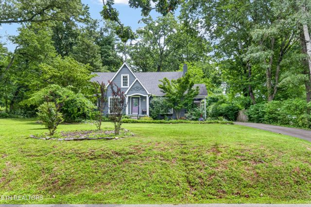 1049 Mitchell Ave, Cookeville, TN 38501