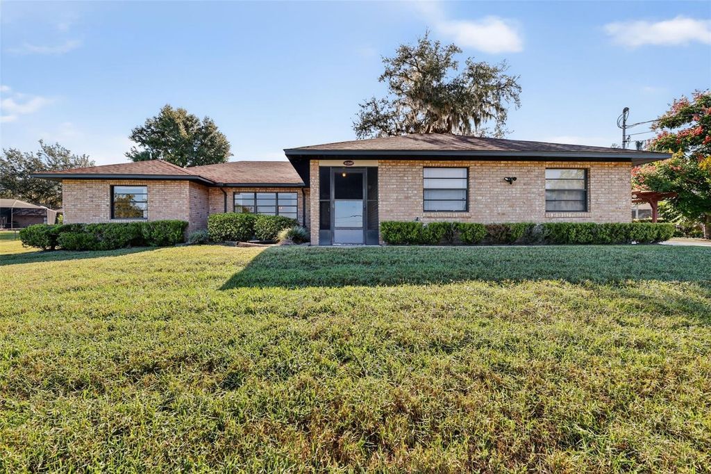 41348 SILVER DRIVE, Umatilla, FL 32784