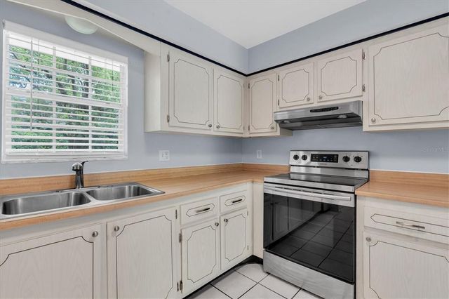 1706 BELLEAIR FOREST DRIVE 146, Belleair, FL 33756