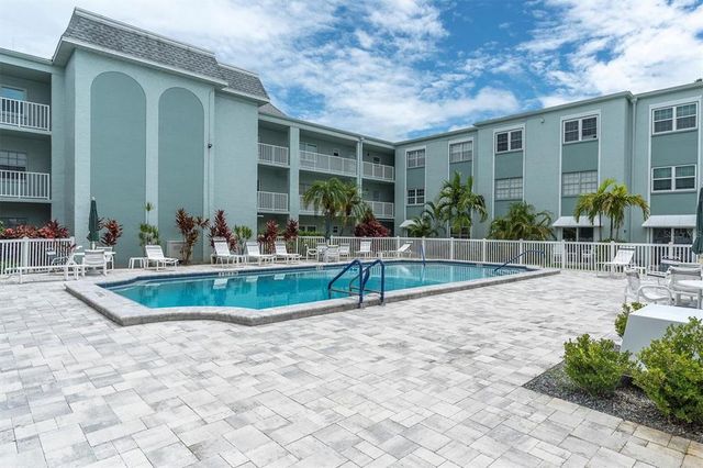 1706 BELLEAIR FOREST DRIVE 146, Belleair, FL 33756