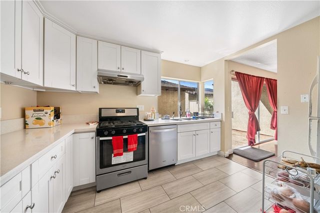 1678 Aspen Village, West Covina, CA 91791