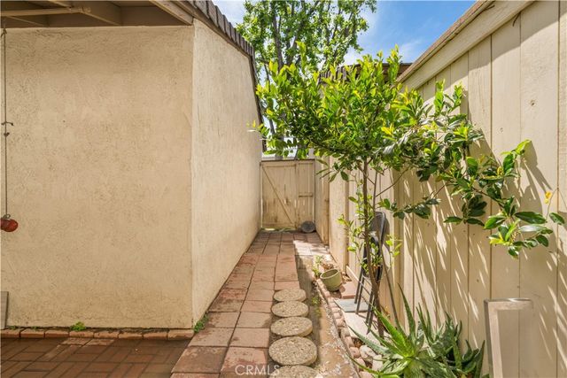 1678 Aspen Village, West Covina, CA 91791