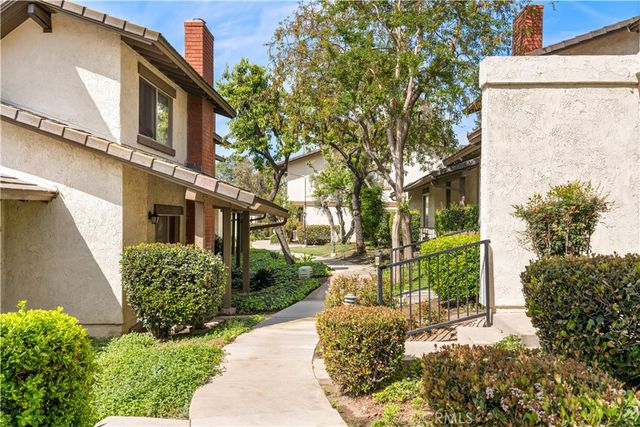 1678 Aspen Village, West Covina, CA 91791