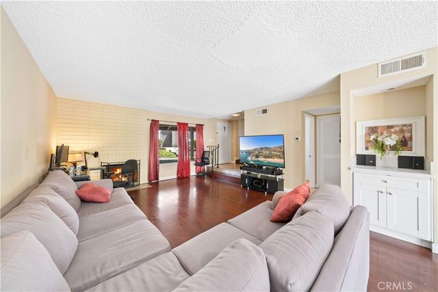 1678 Aspen Village, West Covina, CA 91791