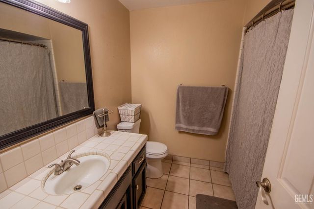 13400 Frenchglen Avenue, Bakersfield, CA 93314