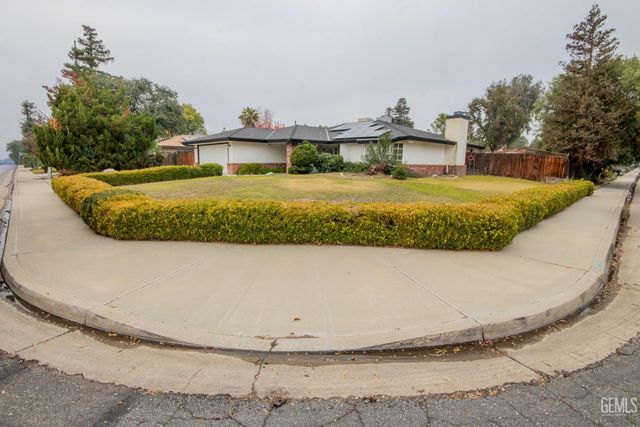 13400 Frenchglen Avenue, Bakersfield, CA 93314